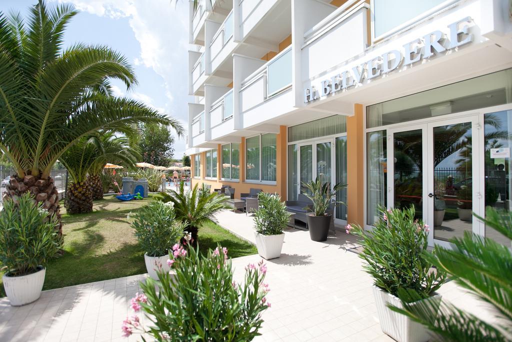 Hotel Belvedere Martinsicuro Exterior photo